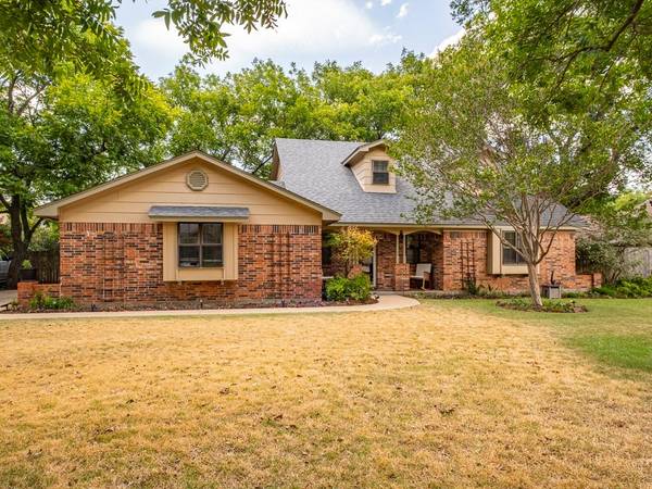 6118 Prospect Hill Drive, Granbury, TX 76049