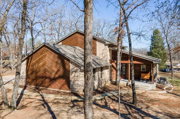 201 Beverly Drive, Malakoff, TX 75148