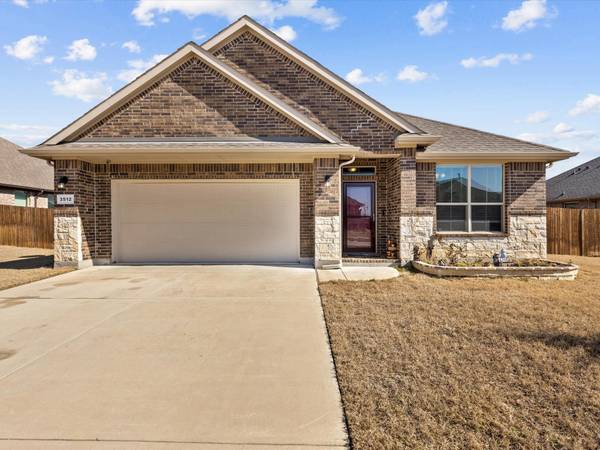 3512 Eden Street, Krum, TX 76249