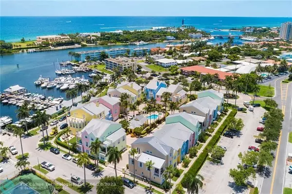 Lighthouse Point, FL 33064,2820 Marina Cir