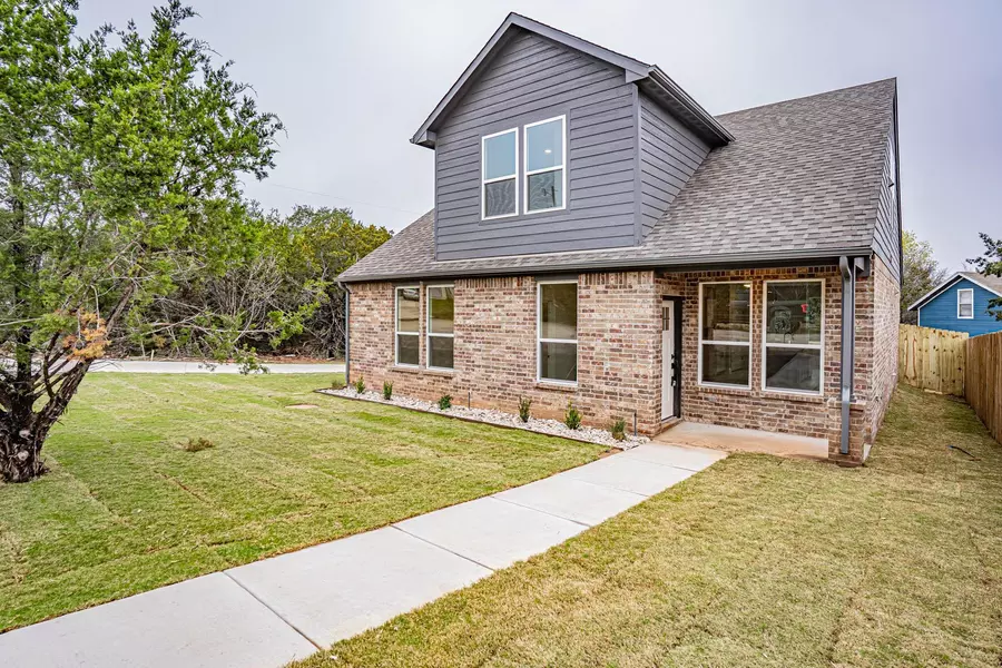 2508 Houston Drive, Granbury, TX 76048