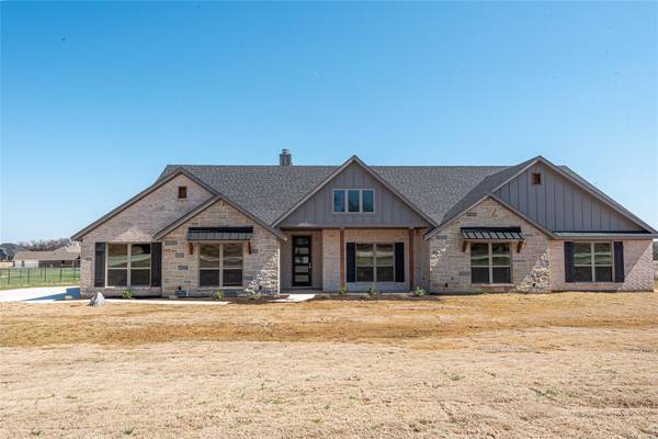 1054 Cornerstone Road, Poolville, TX 76487