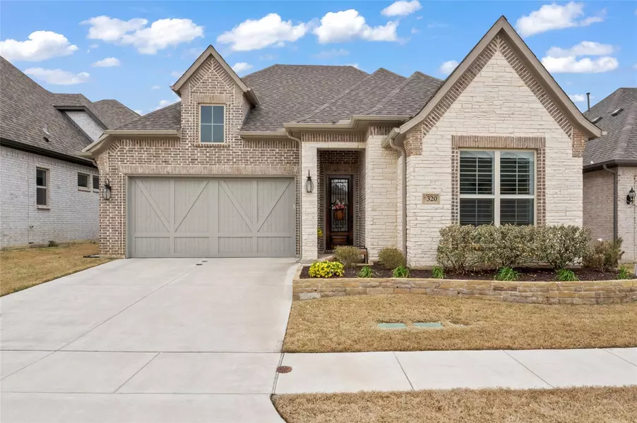 320 Arrowhead Pass, Keller, TX 76248