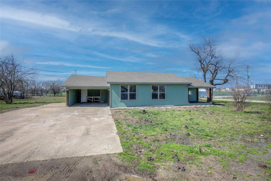 300 S Milton Street, Celeste, TX 75423