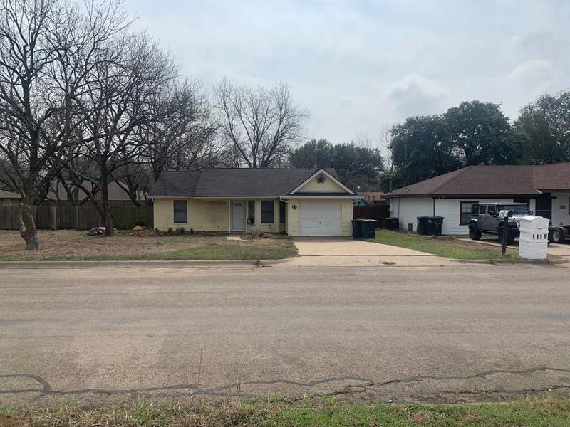 1117 Williams Avenue, Cleburne, TX 76033