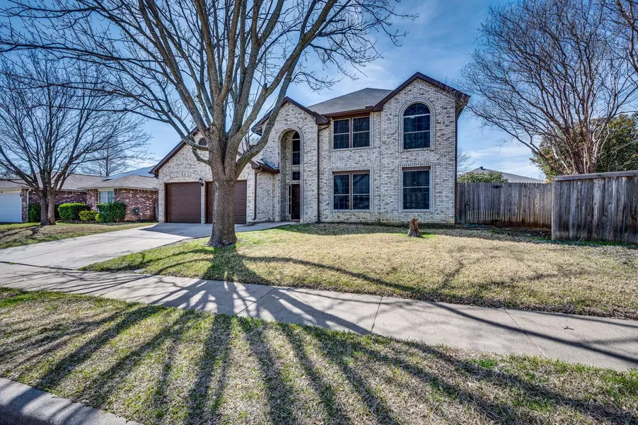 934 Rio Vista Lane, Arlington, TX 76017