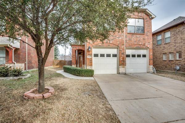 3837 Weatherstone Drive, Fort Worth, TX 76137