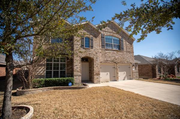 1141 Hickory Bend Lane, Fort Worth, TX 76108