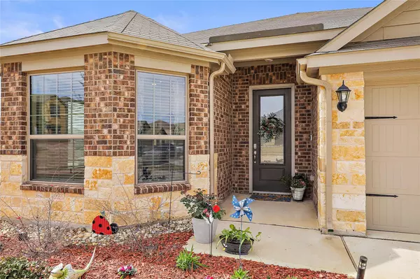 Denton, TX 76207,5301 Songbird Trail