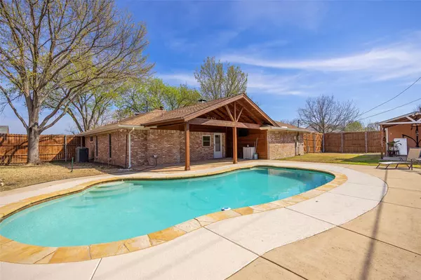 Sachse, TX 75048,5411 Peach Tree Lane