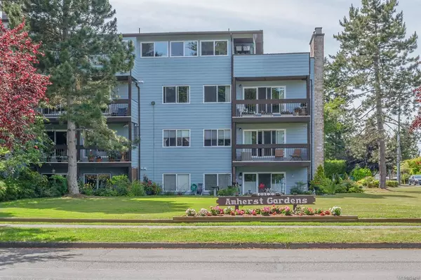 10160 Third St #307,  Sidney,  BC V8L 3B6