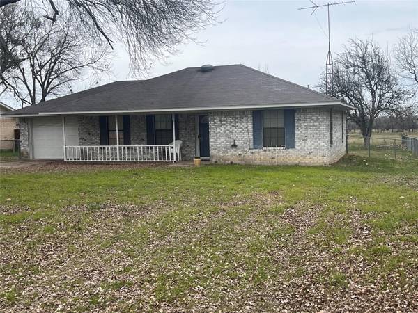 608 S Kerr Street, Blooming Grove, TX 76626