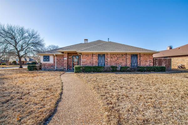 5530 Spring Creek Drive, Sachse, TX 75048