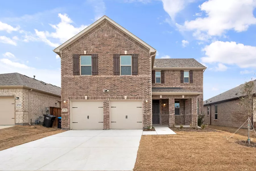 8716 Copper River Drive, Fort Worth, TX 76131