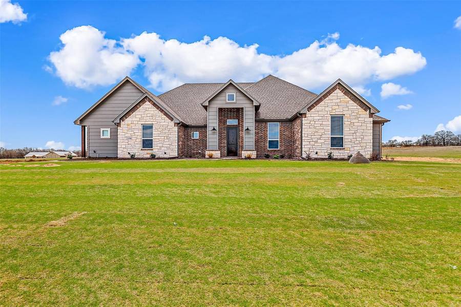 2198 Erwin Road, Poolville, TX 76487