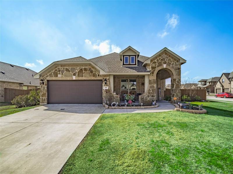 400 Richard Street, Crowley, TX 76036