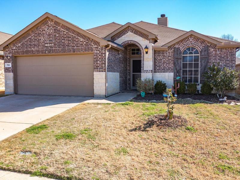 705 Cheyenne Drive, Aubrey, TX 76227