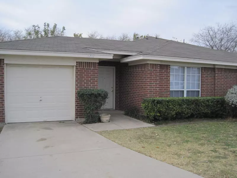 5741 Shadydell Drive, Fort Worth, TX 76135