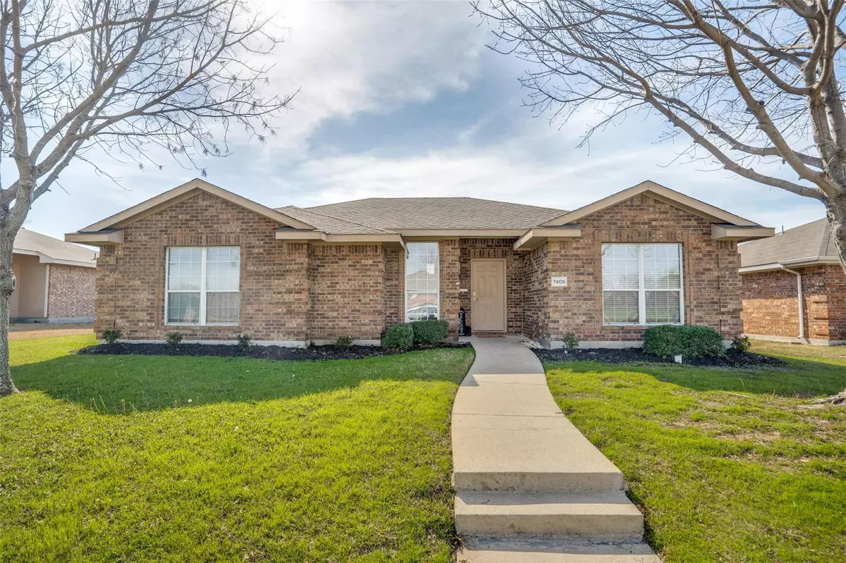 Rowlett, TX 75089,7405 Compass Point Drive