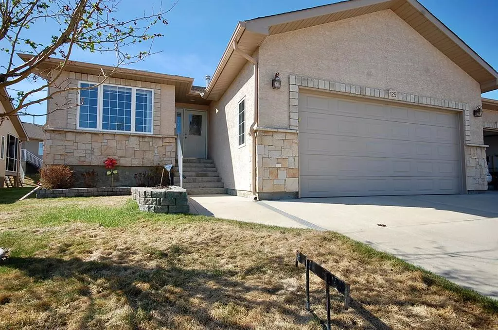 Medicine Hat, AB T1B4R8,129 Sandstone PL SE