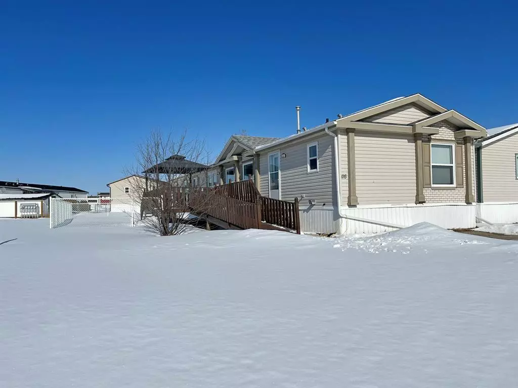 Grande Prairie, AB T8X 1P5,10615 88 ST #116