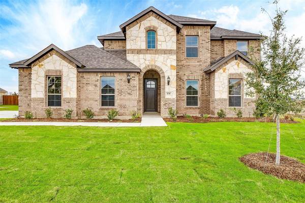 838 Deleon Drive, Midlothian, TX 76065