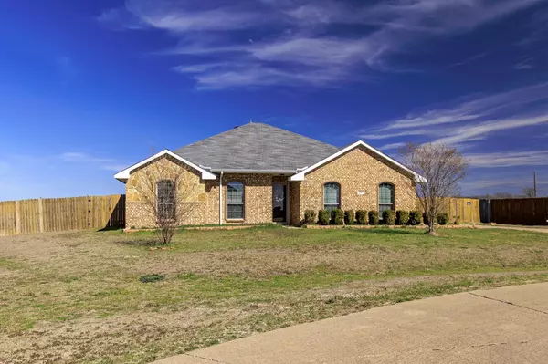 Waxahachie, TX 75167,350 Windmill Court