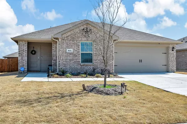 614 Windrow Drive, Royse City, TX 75189