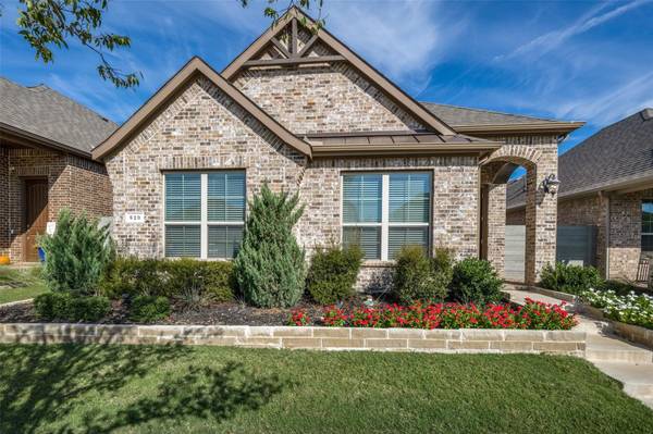 920 10th Street, Argyle, TX 76226