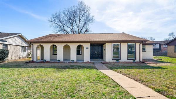 3310 Eastbrook Drive, Mesquite, TX 75150