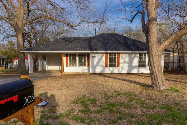 305 Houston Street, Pottsboro, TX 75076