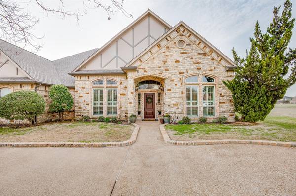 3011 Troon Road, Ennis, TX 75119