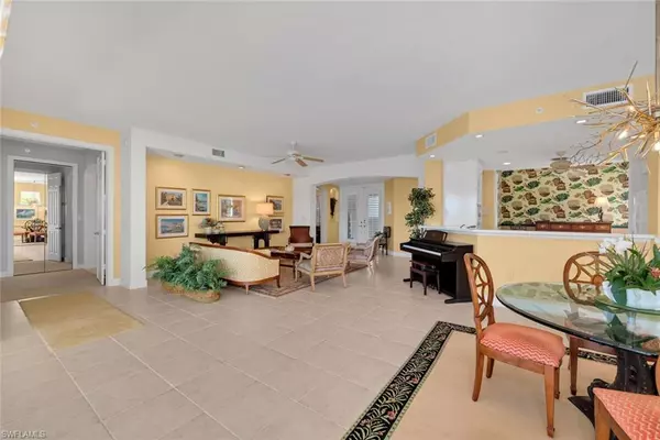 Naples, FL 34113,740 Waterford DR 301