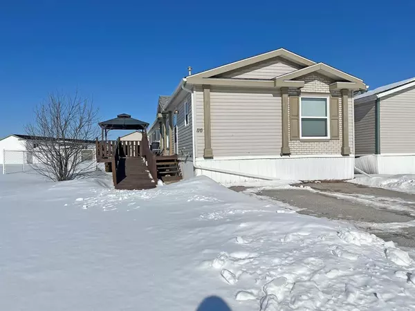 Grande Prairie, AB T8X 1P5,10615 88 ST #116