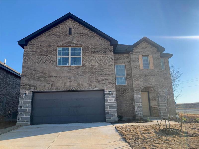 8233 Manx Point, Godley, TX 76044