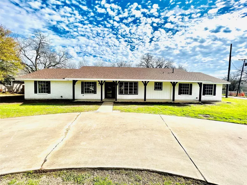 200 Carr Street, Hillsboro, TX 76645