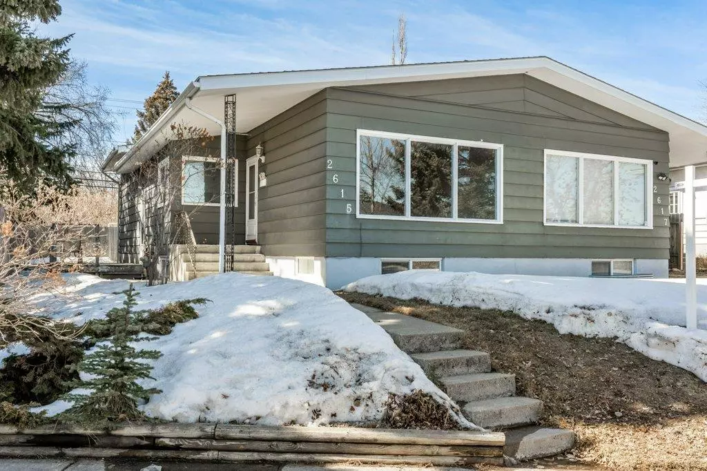 Calgary, AB T2M 3Y9,2615 24 ST NW