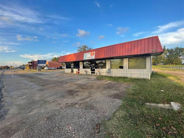 108 S Main Street, Yantis, TX 75497