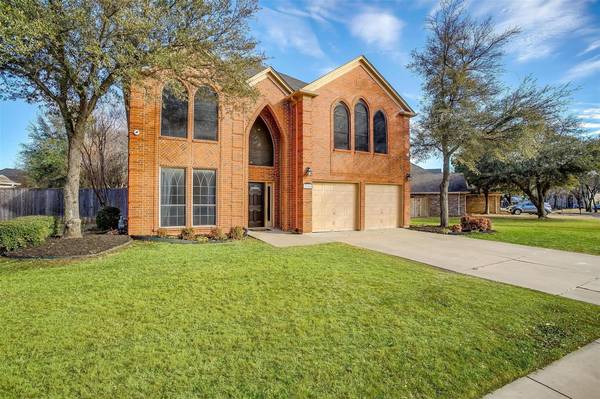 2705 Briarcrest Drive, Burleson, TX 76028