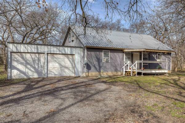 5368 County Road 2248,  Greenville,  TX 75402