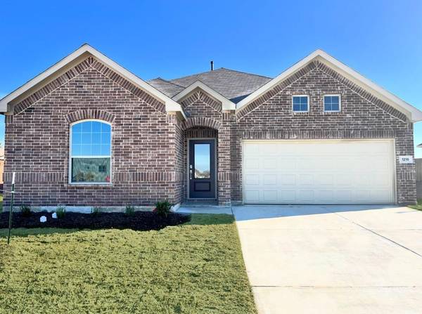 1216 Hickory Road, Azle, TX 76020