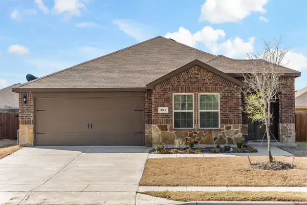 304 Wagon Wheel Drive, Royse City, TX 75189