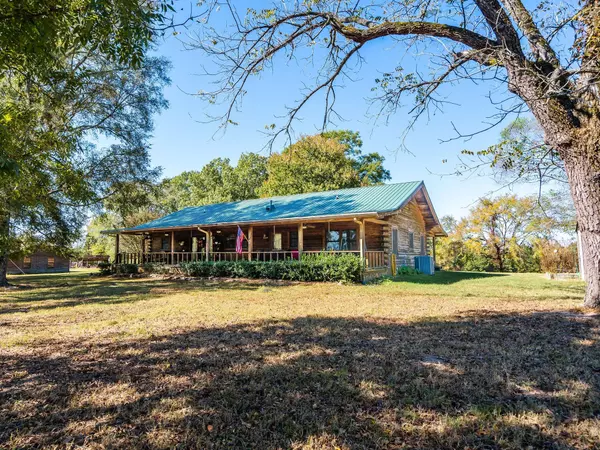 2626 County Road 2621,  Marietta,  TX 75566