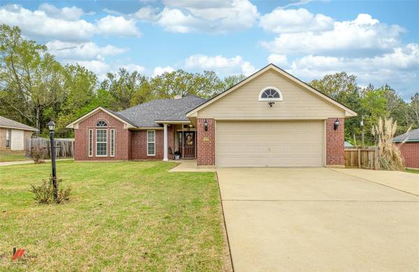 10046 Freedoms Way, Keithville, LA 71047