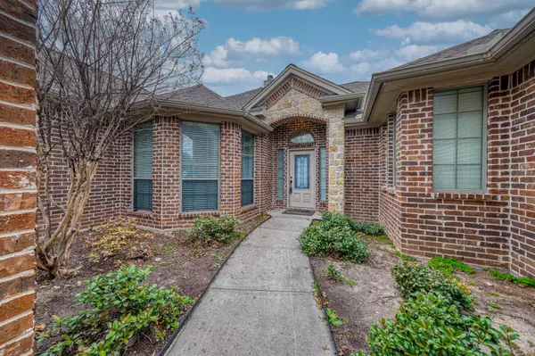 1227 Saddle Trail, Willow Park, TX 76087