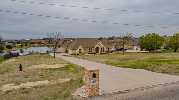 1602 Teller Bell Lane, Granbury, TX 76049