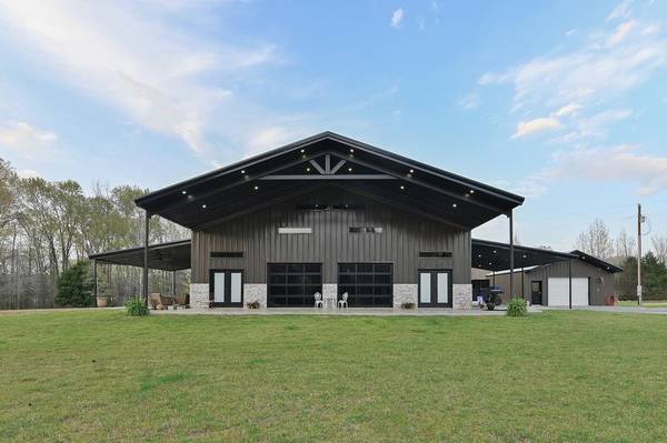 504 County Road 4105, Quitman, TX 75783