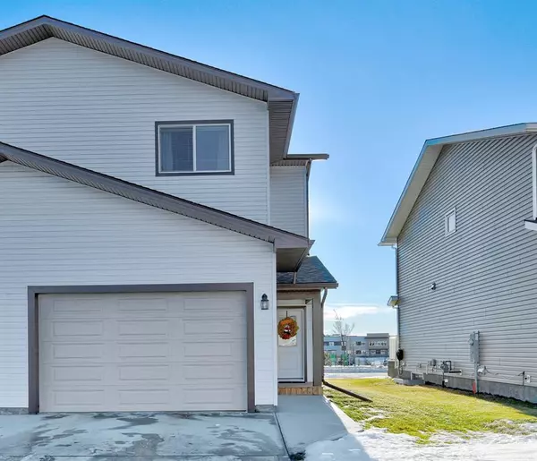 Grande Prairie, AB T8V6M5,11436 106 AVE