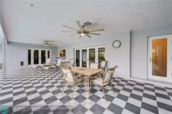 Plantation, FL 33317,700 SW 75th Ter