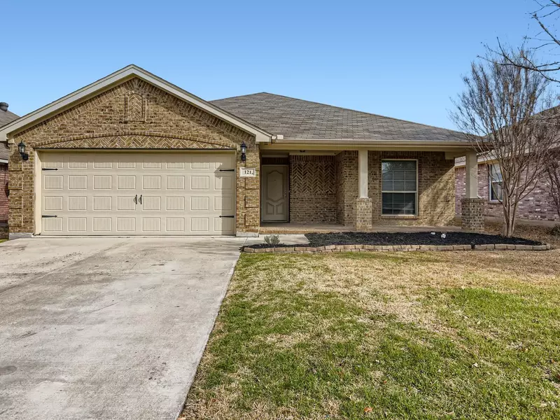 121 Bridlewood Street, Azle, TX 76020